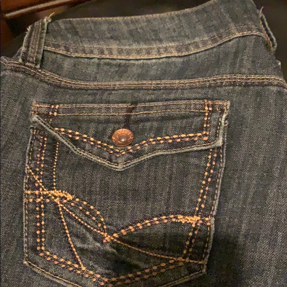 Ladies denim crop jeans